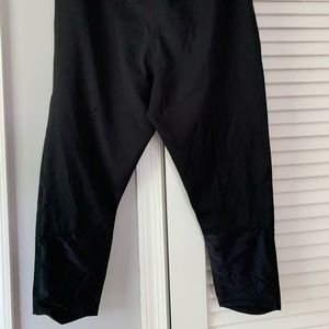 Zella athletic capris